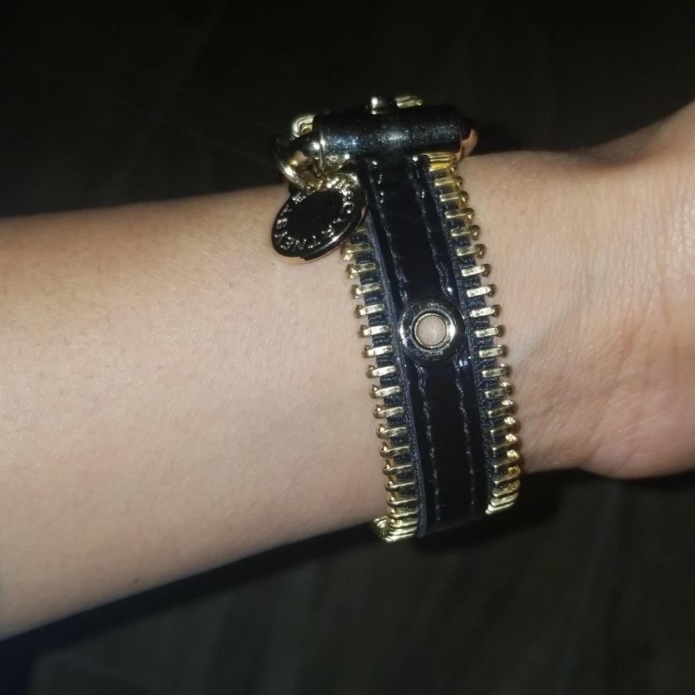 Bracelet/wrap